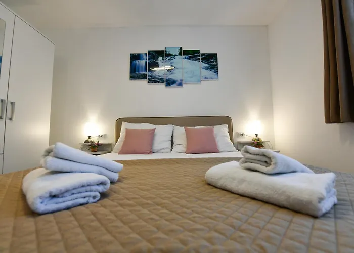 Apartment Mladen