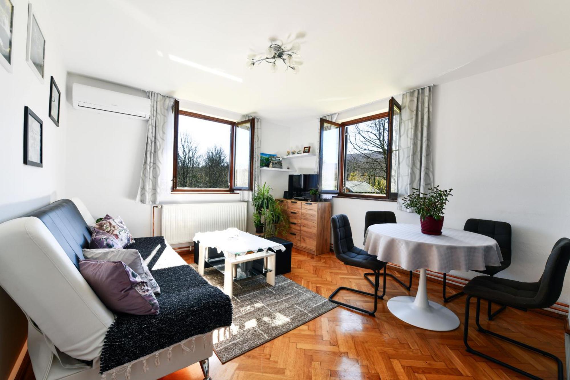 Mladen Apartment *